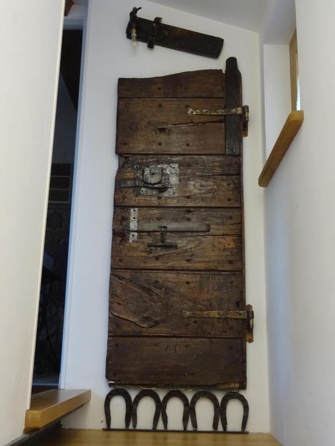 Contigliano La Bottega Del Fabbro Affitto Breveヴィラ エクステリア 写真